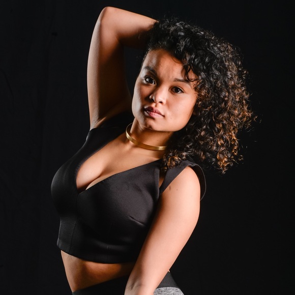 Meet your Posher, Zamyla - Picture 1 of 1